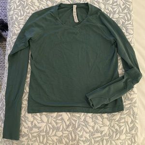 Lululemon long sleeve swiftly
